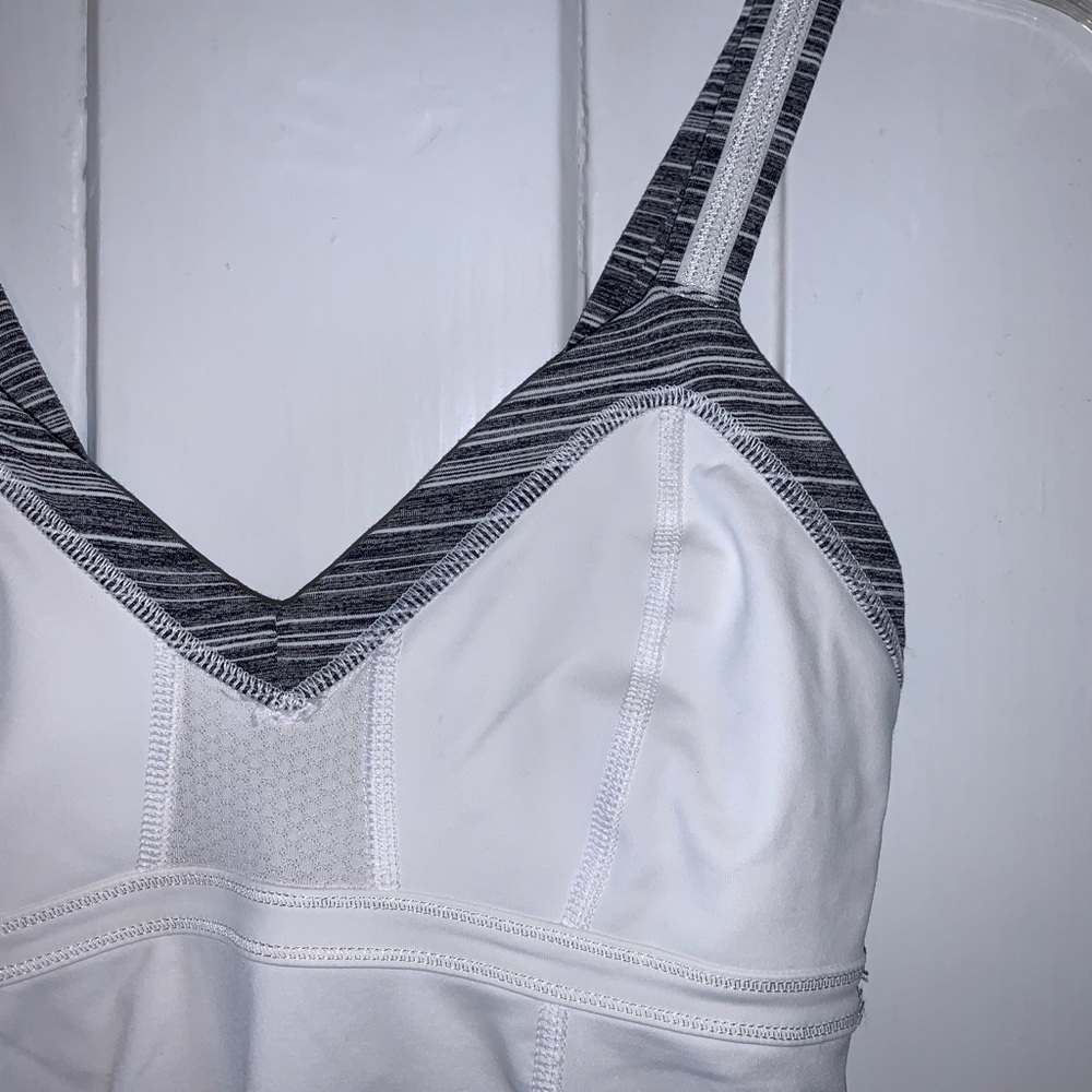 Lululemon Bright White Light Up Tank - Picture 5 of 16